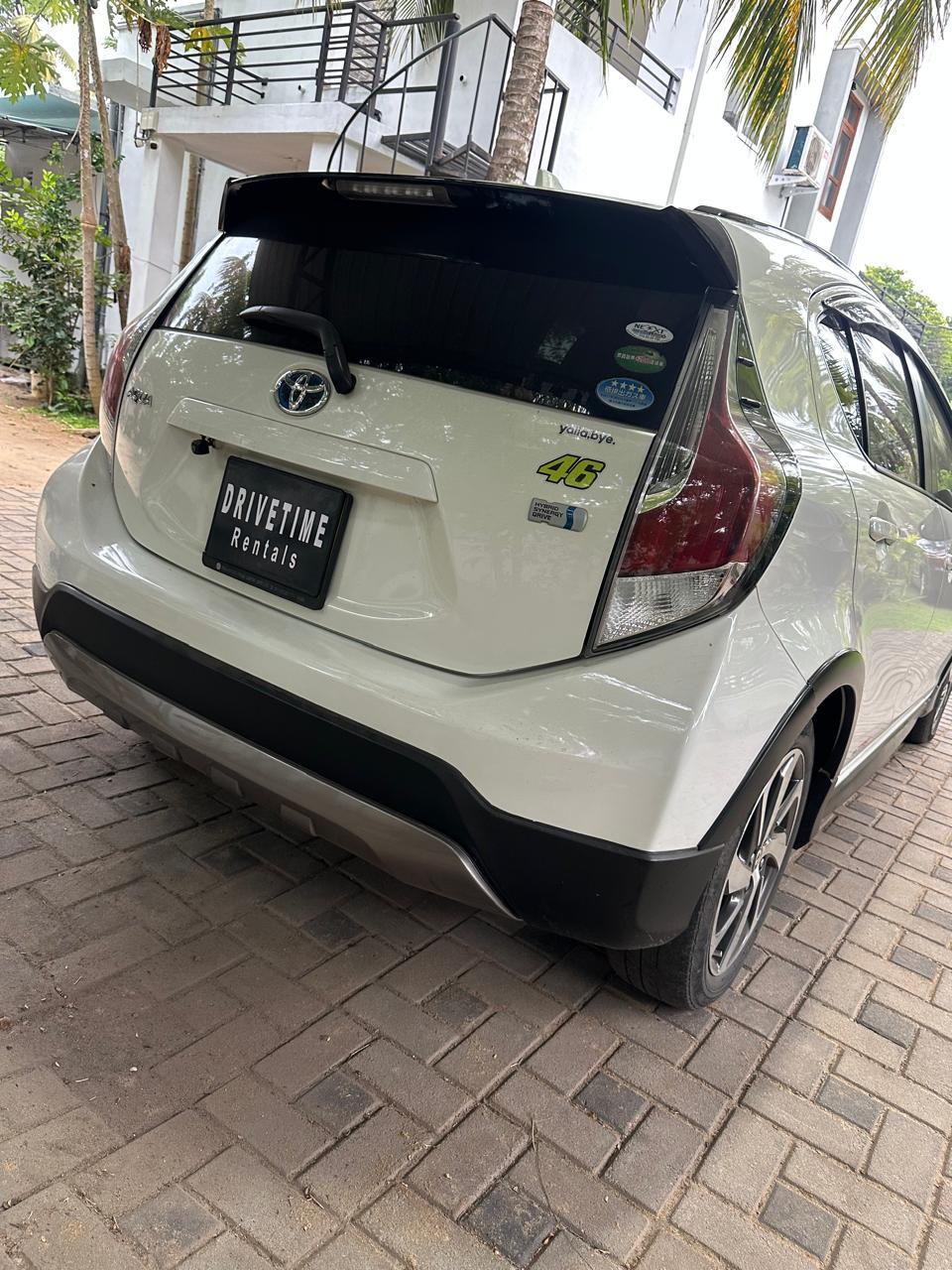 Toyota Aqua photo 2